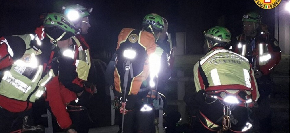 Si attarda durante l'escursione e perde la traccia a causa del buio, 29enne recuperato dal soccorso alpino